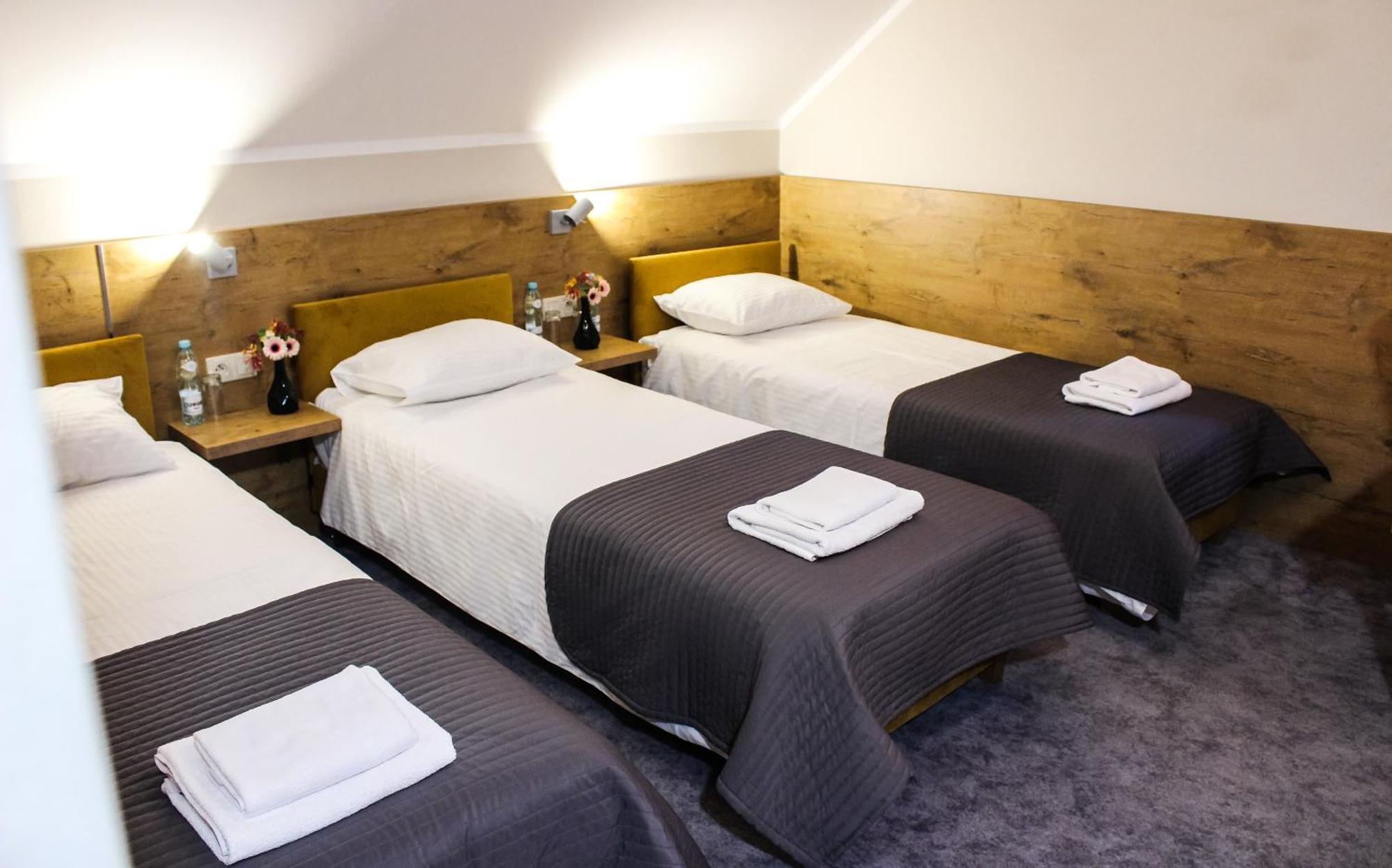 Hotel Regina Radom Buitenkant foto