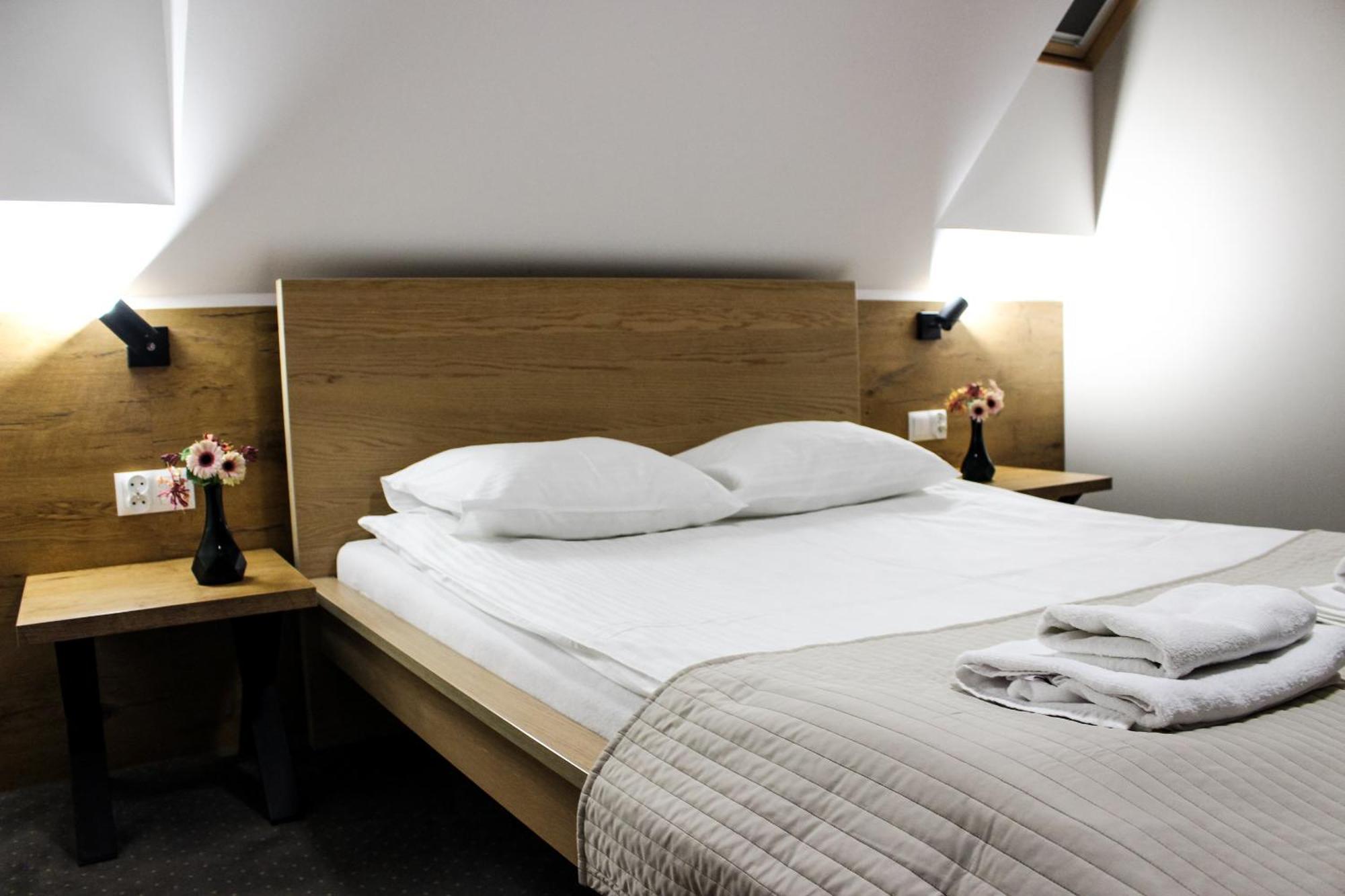 Hotel Regina Radom Buitenkant foto