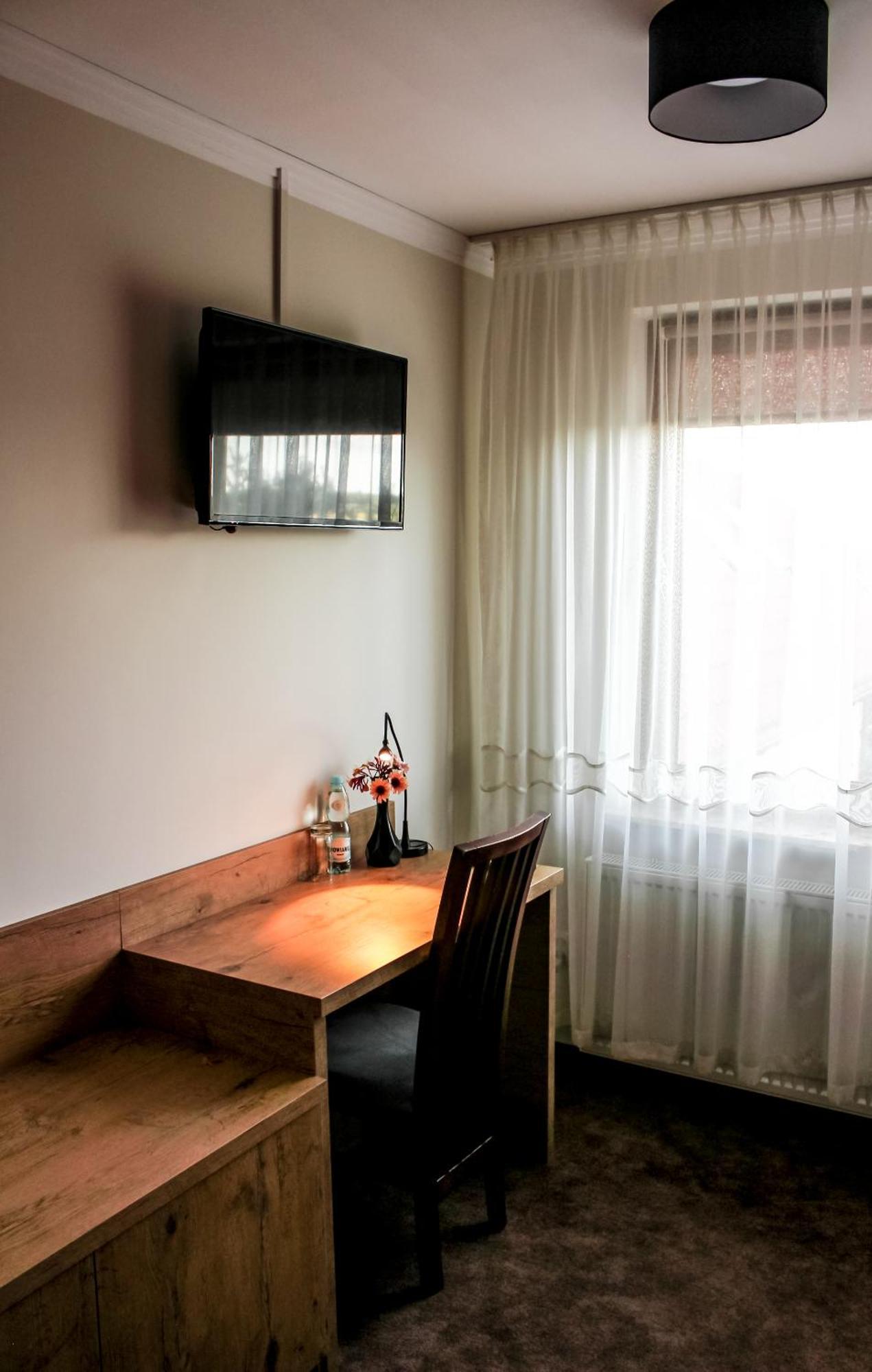 Hotel Regina Radom Buitenkant foto