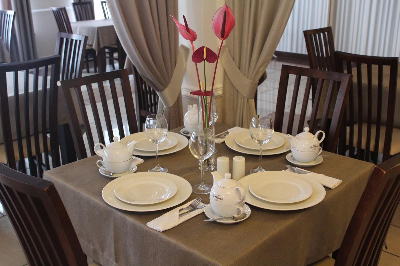 Hotel Regina Radom Buitenkant foto